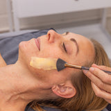 Tropical Mango mask in treatment